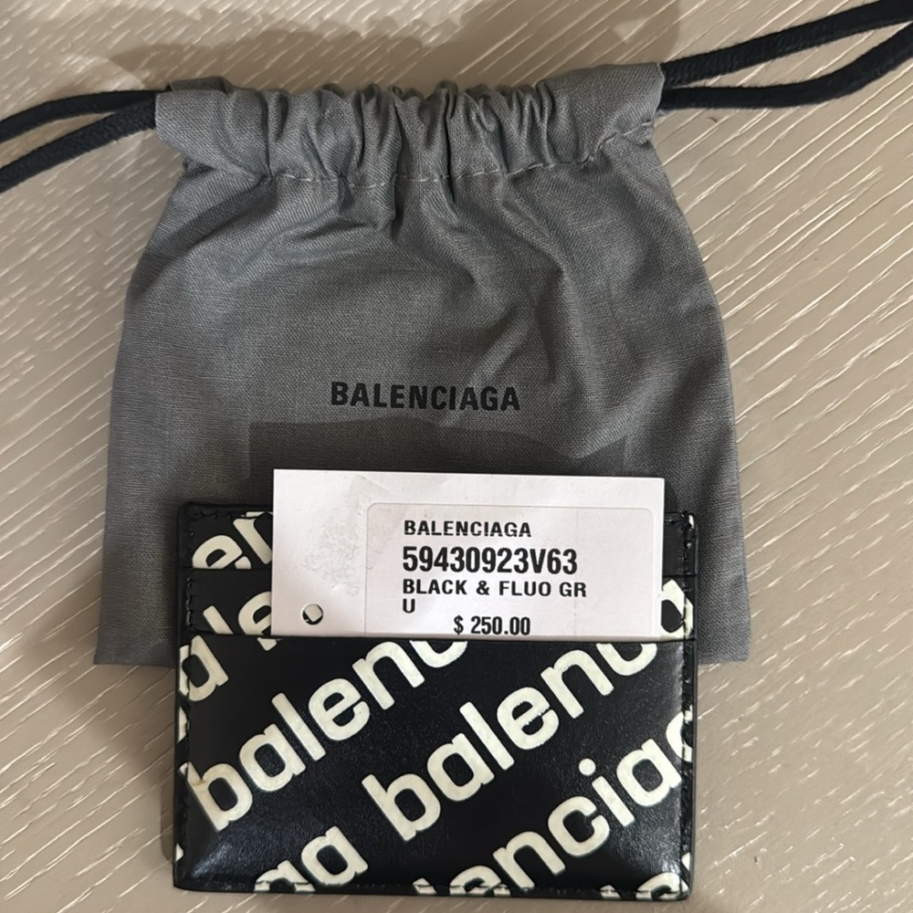 Balenciaga card holder - Picture 3 of 4